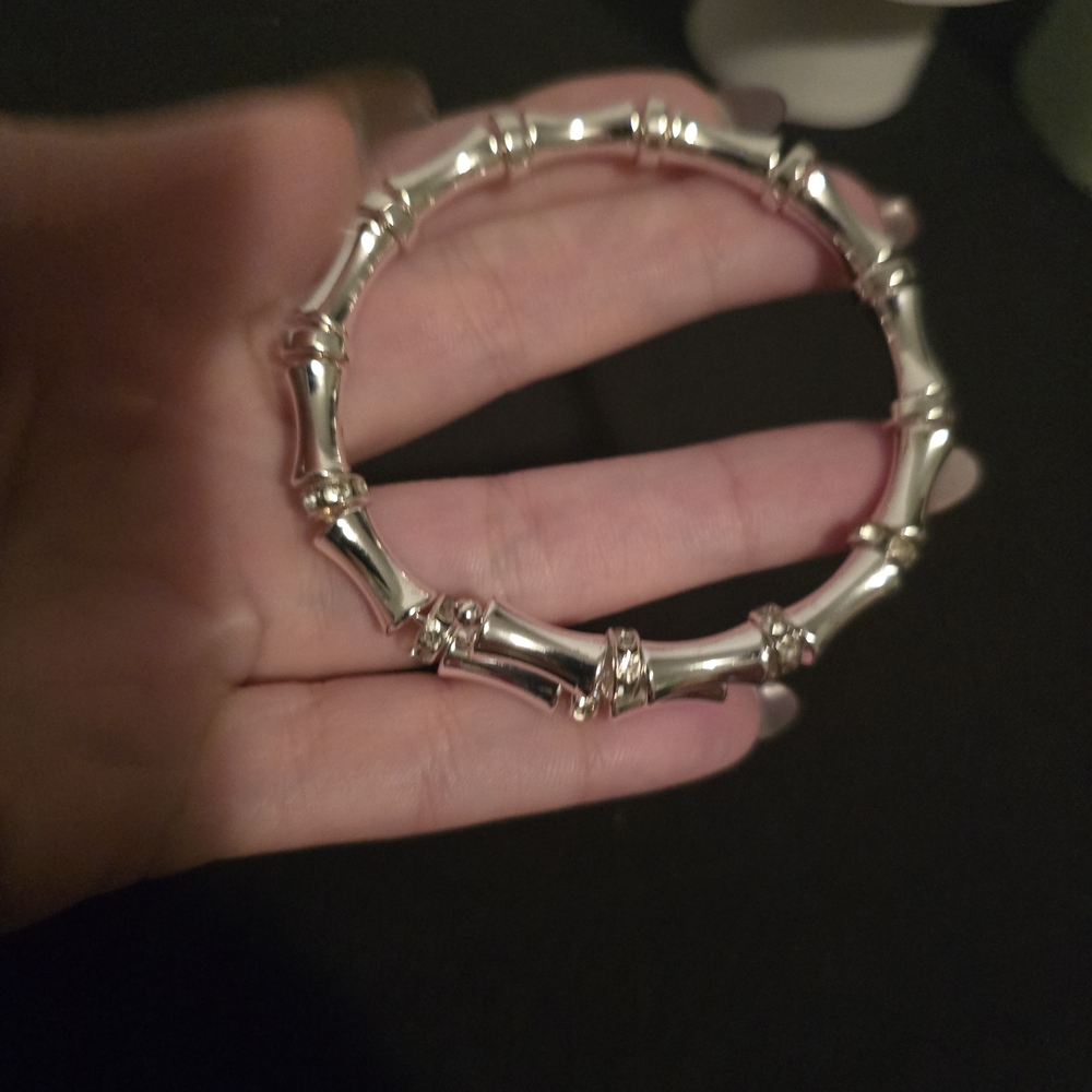 Chic Silver Bracelet By Stacks - image 4